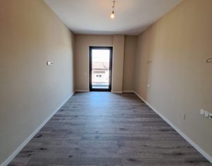 Appartement 3 chambres à vendre dans Floresti