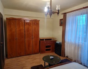 De vanzare apartament cu 2 camere, 2 balcoane