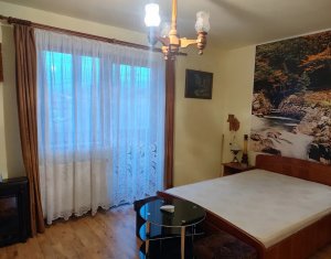 De vanzare apartament cu 2 camere, 2 balcoane
