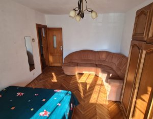 Sale apartment 3 rooms in Cluj-napoca, zone Manastur