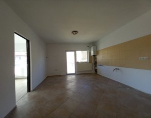 De vanzare apartament cu 3 camere, Leroy Merlin