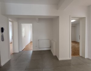 Vanzare apartament 4 camere in Cluj-napoca, zona Gheorgheni