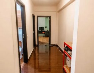 Apartament 2 camere decomandate, zona centrala