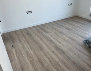 Appartement 3 chambres à vendre dans Floresti