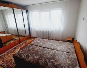 Apartment 4 rooms for sale in Cluj-napoca, zone Manastur