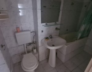 Apartment 4 rooms for sale in Cluj-napoca, zone Manastur