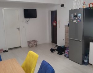 Sale apartment 3 rooms in Cluj-napoca, zone Manastur