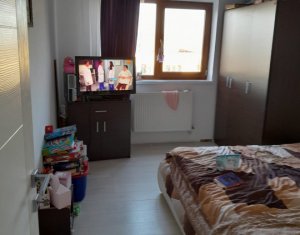 Apartament situat in Manastur, la etaj intermediar