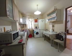 De vanzare apartament cu 2 camere, Gruia , 
