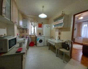 De vanzare apartament cu 2 camere, Gruia , 