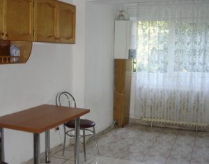 Vanzare apartament cu 3 camere, etaj1, in Marasti