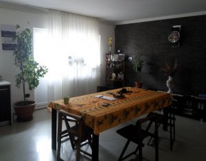 Vanzare apartament cu 3 camere finisat modern in Manastur, garaj inclus