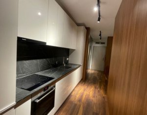 Apartament la cheie, panorama, 2 locuri de parcare, Borhanci, zona TCI