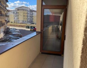 Apartament 2 camere decomandate Floresti cu balcon si parcare 