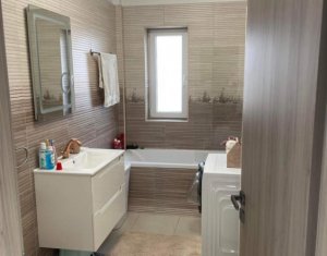 Apartament 2 camere decomandate Floresti cu balcon si parcare 