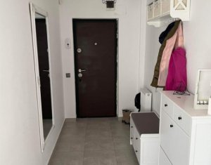 Apartament 2 camere decomandate Floresti cu balcon si parcare 