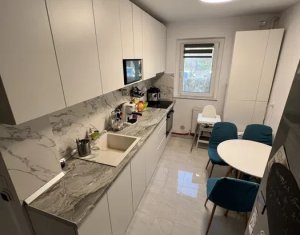 Appartement 3 chambres à vendre dans Cluj-napoca, zone Manastur