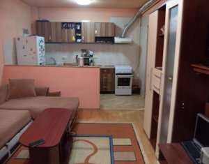 Vindem apartament cu terasa, 2 camere, etaj intermediar, strada Porii, Floresti