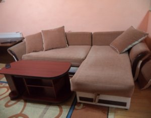 Vindem apartament cu terasa, 2 camere, etaj intermediar, strada Porii, Floresti