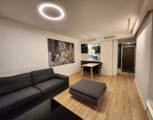 Apartament LUX, 2 camere + birou, bloc nou, parcare, zona Iulius Mall