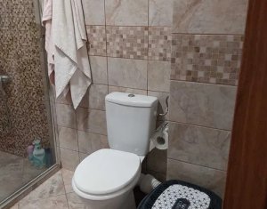 Vanzare apartament 3 camere, finisat si mobilat modern, Floresti 