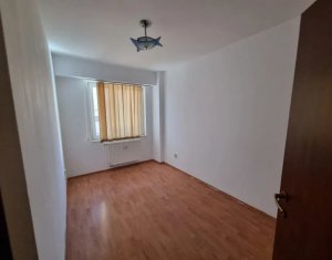 OPORTUNITATE! Apartament de 2 camere, Piata Marasti la pret avantajos