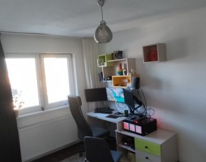 Appartement 3 chambres à vendre dans Cluj-napoca, zone Manastur