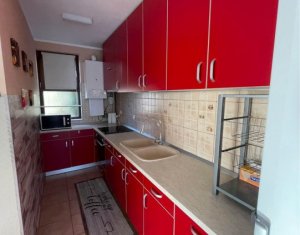 Apartament 3 camere in zona linistita, bloc tip vila