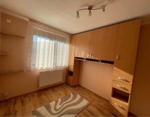 Apartament 3 camere in zona linistita, bloc tip vila