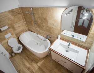 Apartament 3 camere decomandat | 65mp + terasa 48mp | Intre Lacuri, zona Dunarii