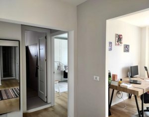 Appartement 4 chambres à vendre dans Cluj-napoca, zone Marasti