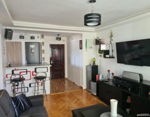 Sale apartment 2 rooms in Cluj-napoca, zone Manastur