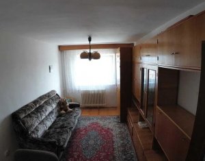 Vanzare apartament cu 3 camere decomandat Manastur, et intermediar