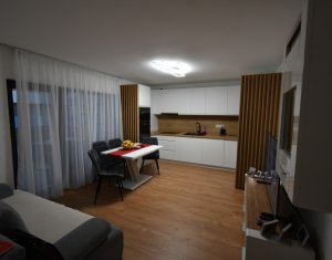 Sale apartment 2 rooms in Floresti