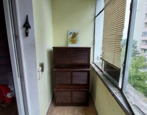 Apartament cu 3 camere in Manastur in zona linistita