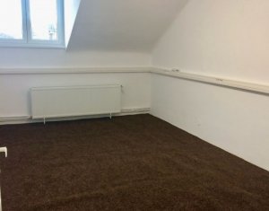 Appartement 5 chambres à vendre dans Cluj-napoca, zone Centru