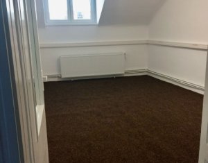 Appartement 5 chambres à vendre dans Cluj-napoca, zone Centru