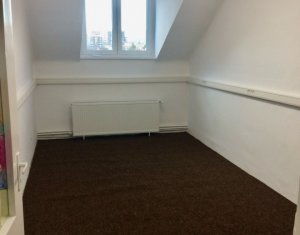 Appartement 5 chambres à vendre dans Cluj-napoca, zone Centru