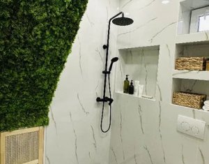 Apartament cu 2 camere in Centru, cu gradina,  finisat modern 