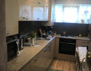 Sale apartment 2 rooms in Cluj-napoca, zone Manastur