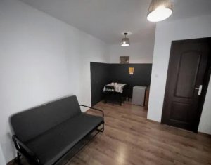 Apartament 1 camera, Centru, mansardabil