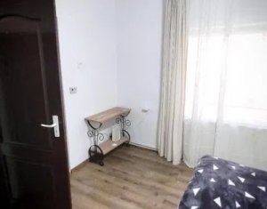 Apartament 1 camera, Centru, mansardabil