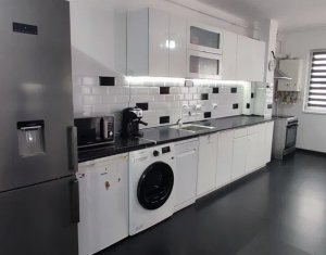 Appartement 3 chambres à vendre dans Floresti