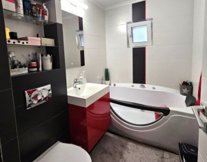 Apartament la etaj intermediar, zona Bucuresti 