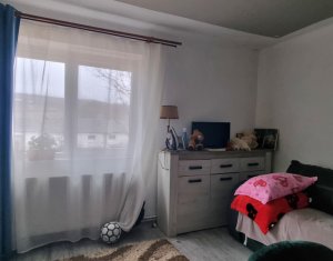 Apartament in vila, zona strada Oasului