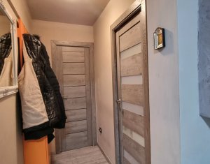 Apartament in vila, zona strada Oasului