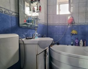 Apartament in vila, zona strada Oasului
