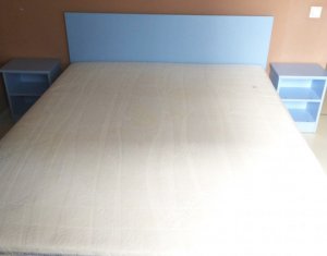 Apartament cu parcare, zona linistita, Floresti