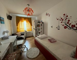 Apartament 3 dormitoare, situat in Floresti, zona Florilor