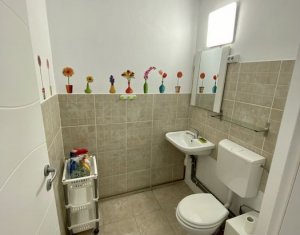 Appartement 3 chambres à vendre dans Cluj-napoca, zone Intre Lacuri